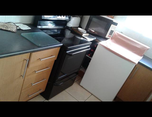 2 BEDROOM FREESTANDING RENTED IN SUNNINGDALE